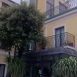 Palace 4s Crotone