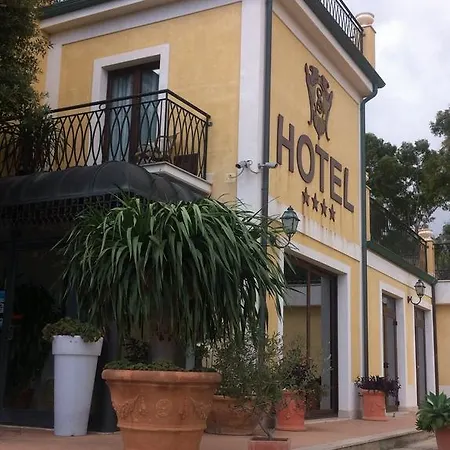 Hotel Palace 4s